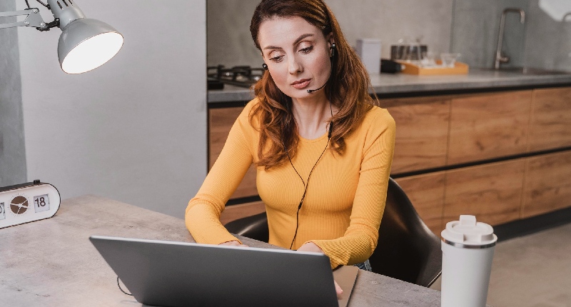 assistente virtuale assistente virtuale