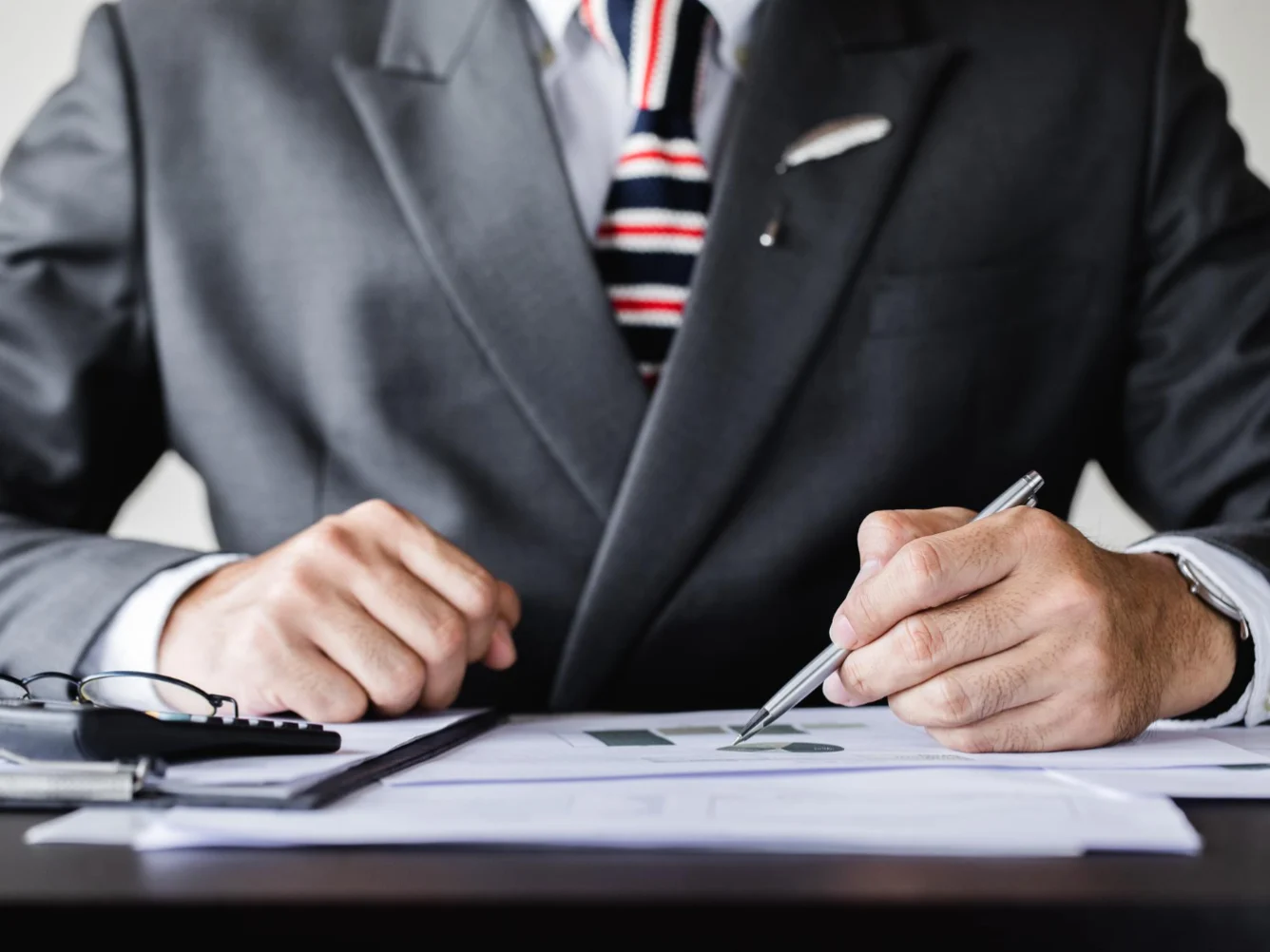 Chi sono i liberi professionisti che guadagnano di più in Italia