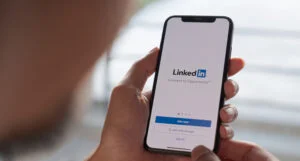 Su LinkedIn i dati dei professionisti usati da IA