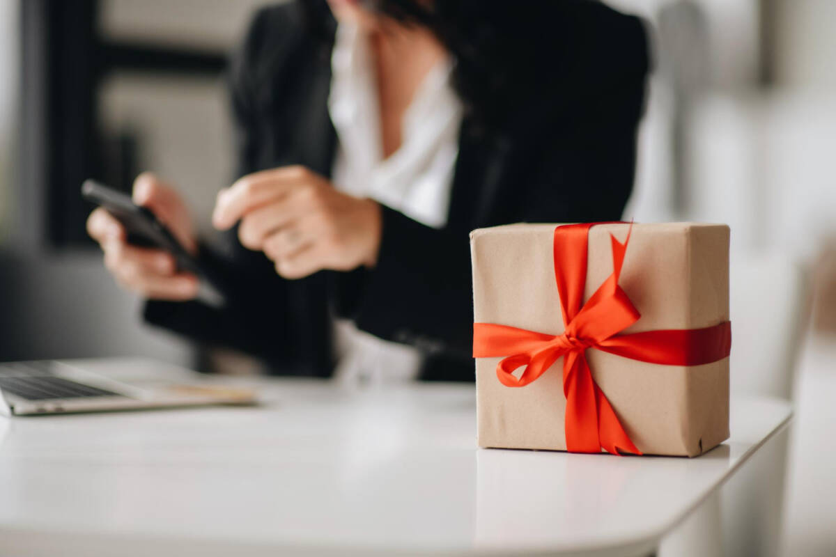 Deducibilità e detraibilità regali aziendali